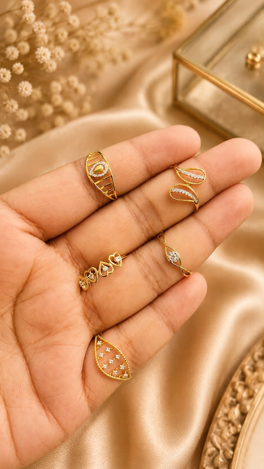 Heera Charm Ring Set